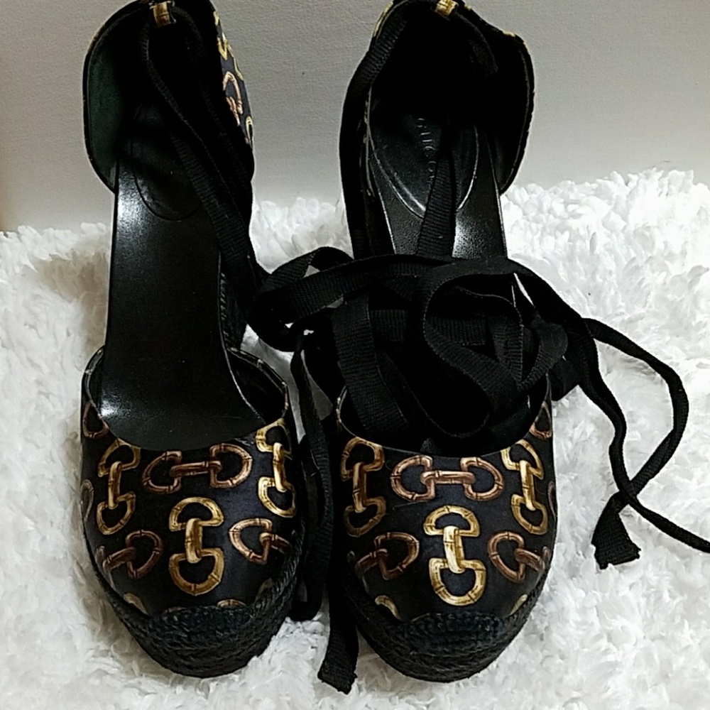 Authentic gucci  wedge